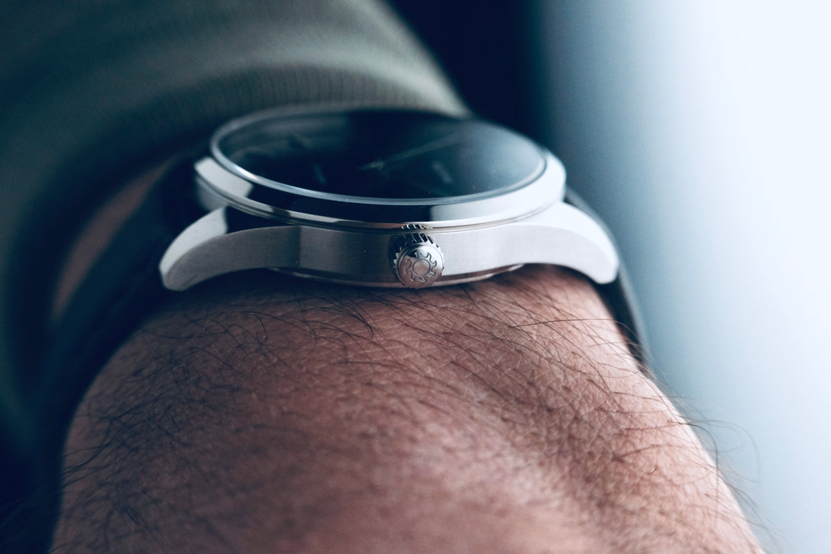 Sovereign Black / Brown Strap
